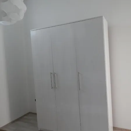 Sirena Apartment *